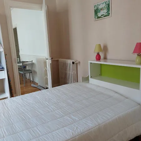 Apartamento F3 Hyper Centre, Climatise Avec Parking Gratuit